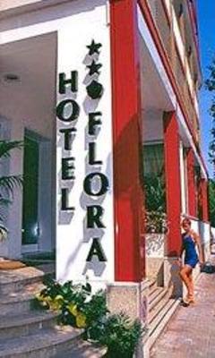 фото отеля Hotel Flora Lignano Sabbiadoro
