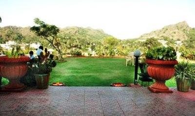 фото отеля Udai Garh