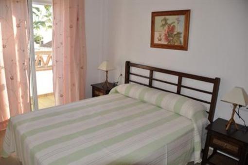 фото отеля Apartamentos Chimenea Playa Nerja