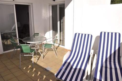 фото отеля Apartamentos Chimenea Playa Nerja