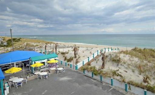 фото отеля Spray Beach Inn Beach Haven