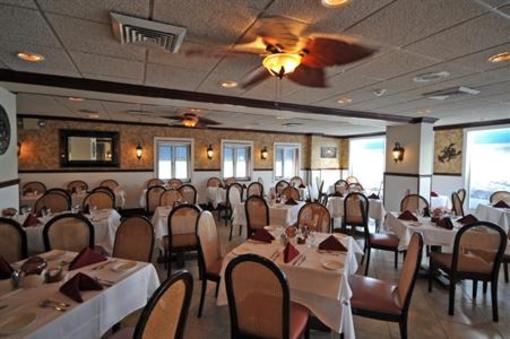 фото отеля Spray Beach Inn Beach Haven