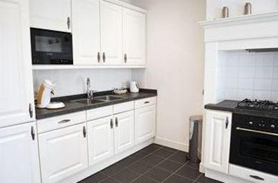 фото отеля Short Stay Apartment Noordeinde