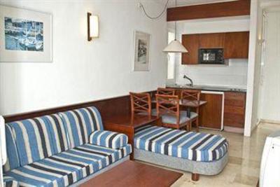 фото отеля Aparthotel Alzinar Santa Margalida