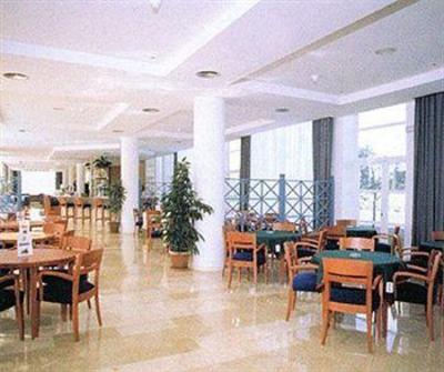 фото отеля Aparthotel Alzinar Santa Margalida