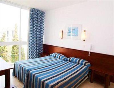фото отеля Aparthotel Alzinar Santa Margalida