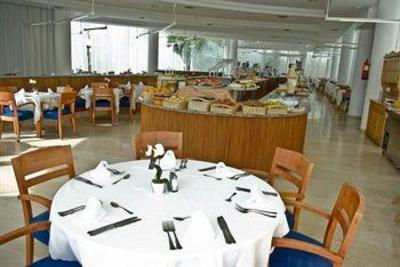 фото отеля Aparthotel Alzinar Santa Margalida