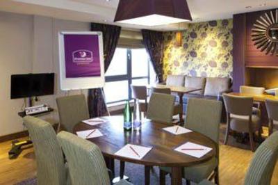 фото отеля Premier Inn Solihull Town Centre