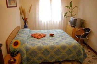 фото отеля The Caponi Bros Bed & Breakfast Venice