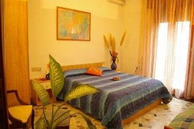 фото отеля The Caponi Bros Bed & Breakfast Venice