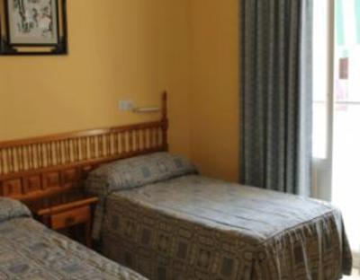фото отеля Apartamentos Miramar Barbate