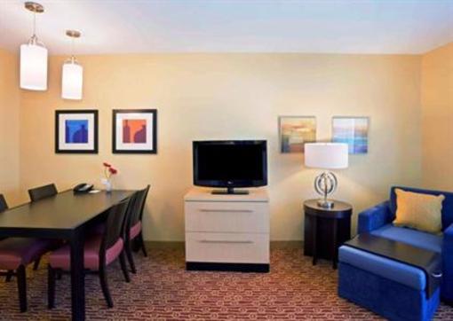 фото отеля TownePlace Suites Ann Arbor South