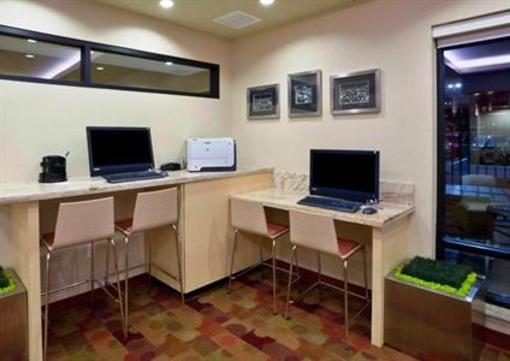 фото отеля TownePlace Suites Ann Arbor South