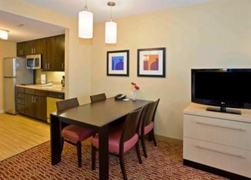 фото отеля TownePlace Suites Ann Arbor South