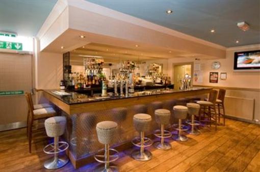 фото отеля New Inn Hotel Ellon