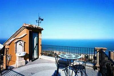 фото отеля La Torretta Sul Borgo B&B