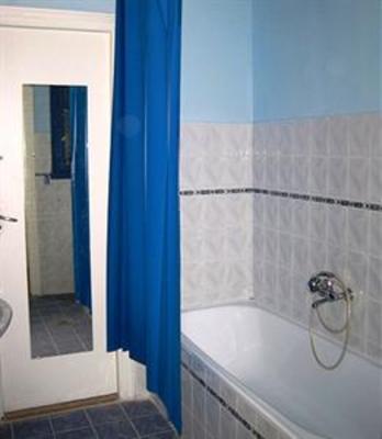 фото отеля Anadin Hostel