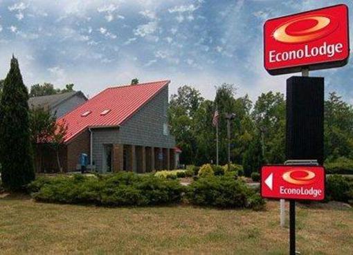 фото отеля Econo Lodge Benns Church