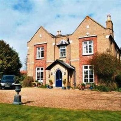 фото отеля Taylard House Sandy (England)