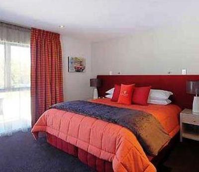 фото отеля Century Park Motor Lodge