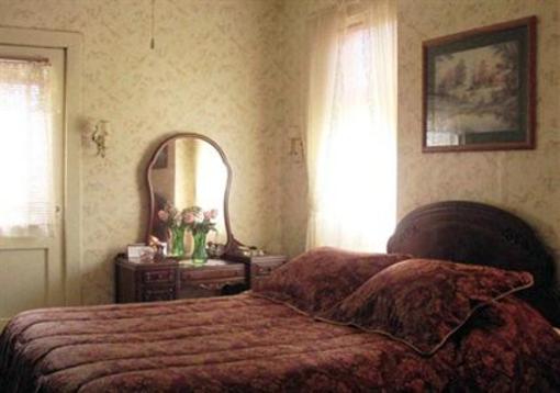 фото отеля River Rose Inn Elizabethtown (IIlinois)