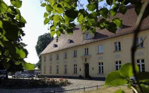 фото отеля Schloss Diedersdorf
