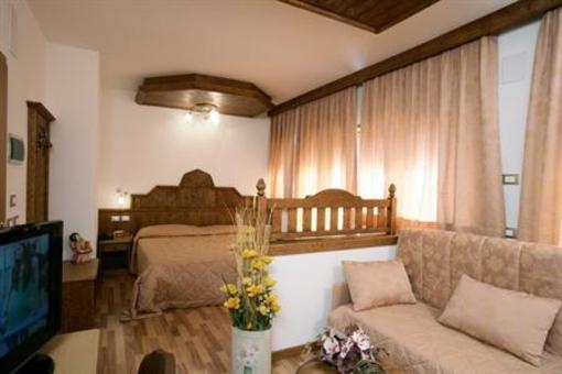 фото отеля Hotel Franco Andalo