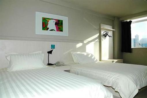 фото отеля Jinjiang Inn Yantai Development Zone Changjiang Road