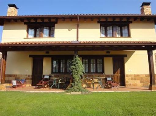 фото отеля Apartamentos Rurales Villa de Sain
