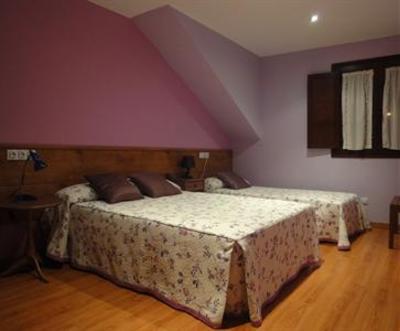 фото отеля Apartamentos Rurales Villa de Sain