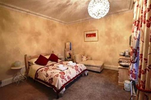 фото отеля Dervaig Guest House