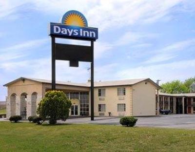 фото отеля Days Inn Greenville (Texas)