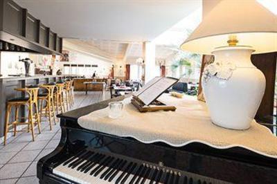 фото отеля Best Western Hotel Paradou Montfavet