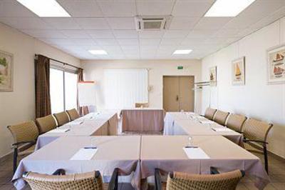 фото отеля Best Western Hotel Paradou Montfavet