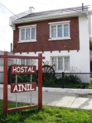 фото отеля Hostal Ainil
