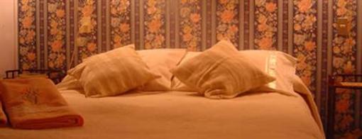 фото отеля Hostal Ainil
