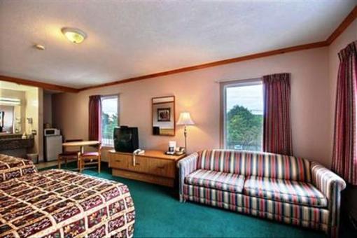 фото отеля Canadas Best Value Inn - Sunset Inn
