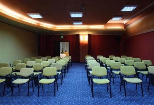 фото отеля Central Plaza Hotel