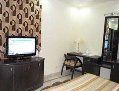 фото отеля Hotel Universe Inn New Delhi