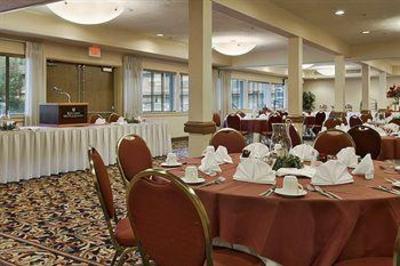 фото отеля Red Lion Hotel Medford