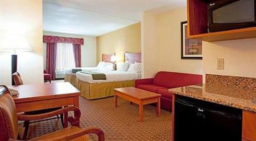 фото отеля Holiday Inn Express Hotel & Suites Yulee