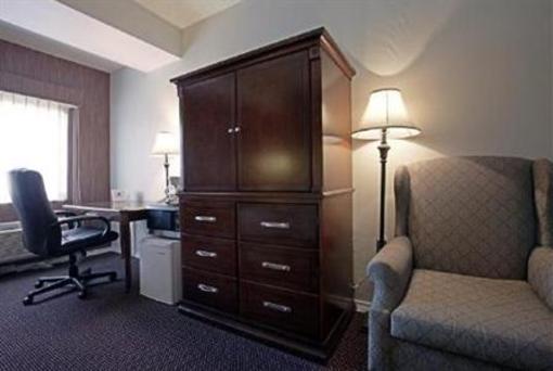 фото отеля Americas Best Value Inn Watertown