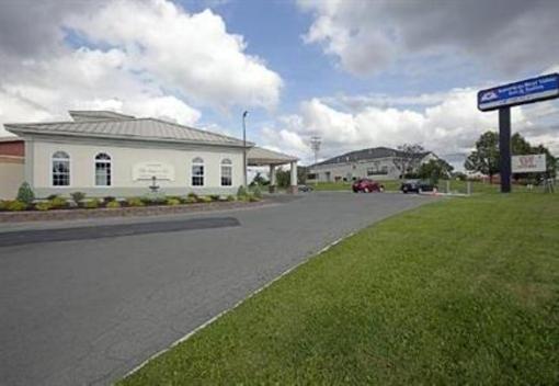 фото отеля Americas Best Value Inn Watertown