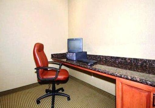 фото отеля Comfort Inn And Suites Mitchell