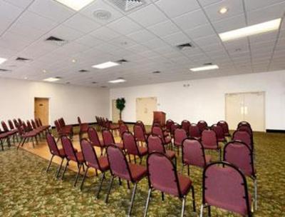 фото отеля Howard Johnson Executive Center
