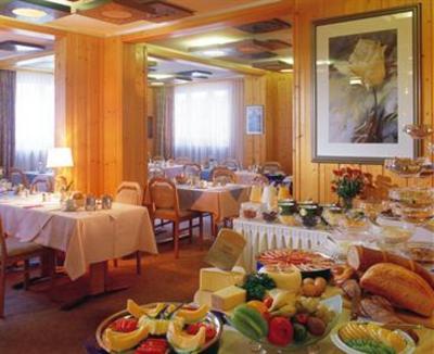 фото отеля Hotel Continental Zermatt