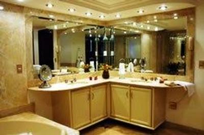 фото отеля Naoum Plaza Hotel