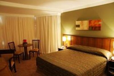 фото отеля Naoum Plaza Hotel