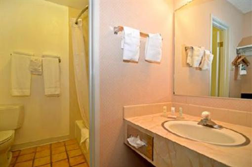 фото отеля Quality Inn Santa Fe