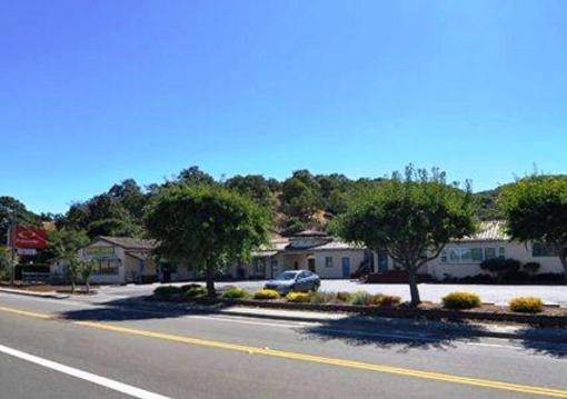 фото отеля Econo Lodge - Novato